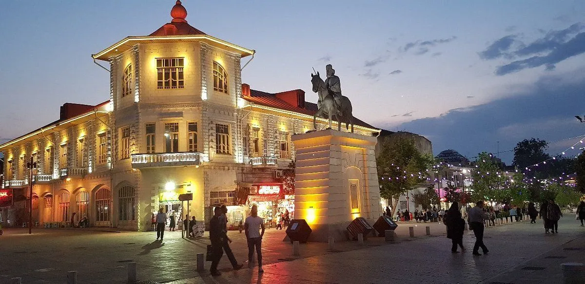 img-shahrdari-square-tour